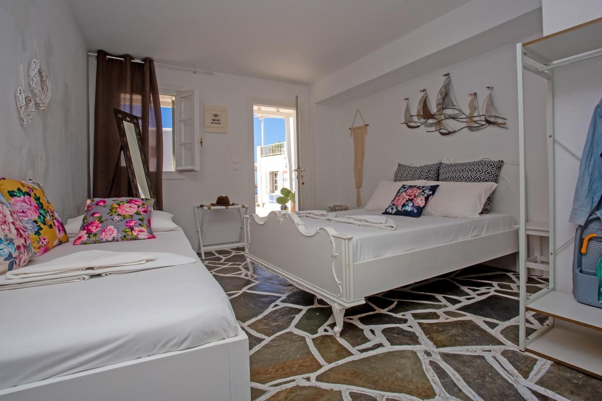 Sing And Blossom Accommodation Mykonos Town Exterior photo