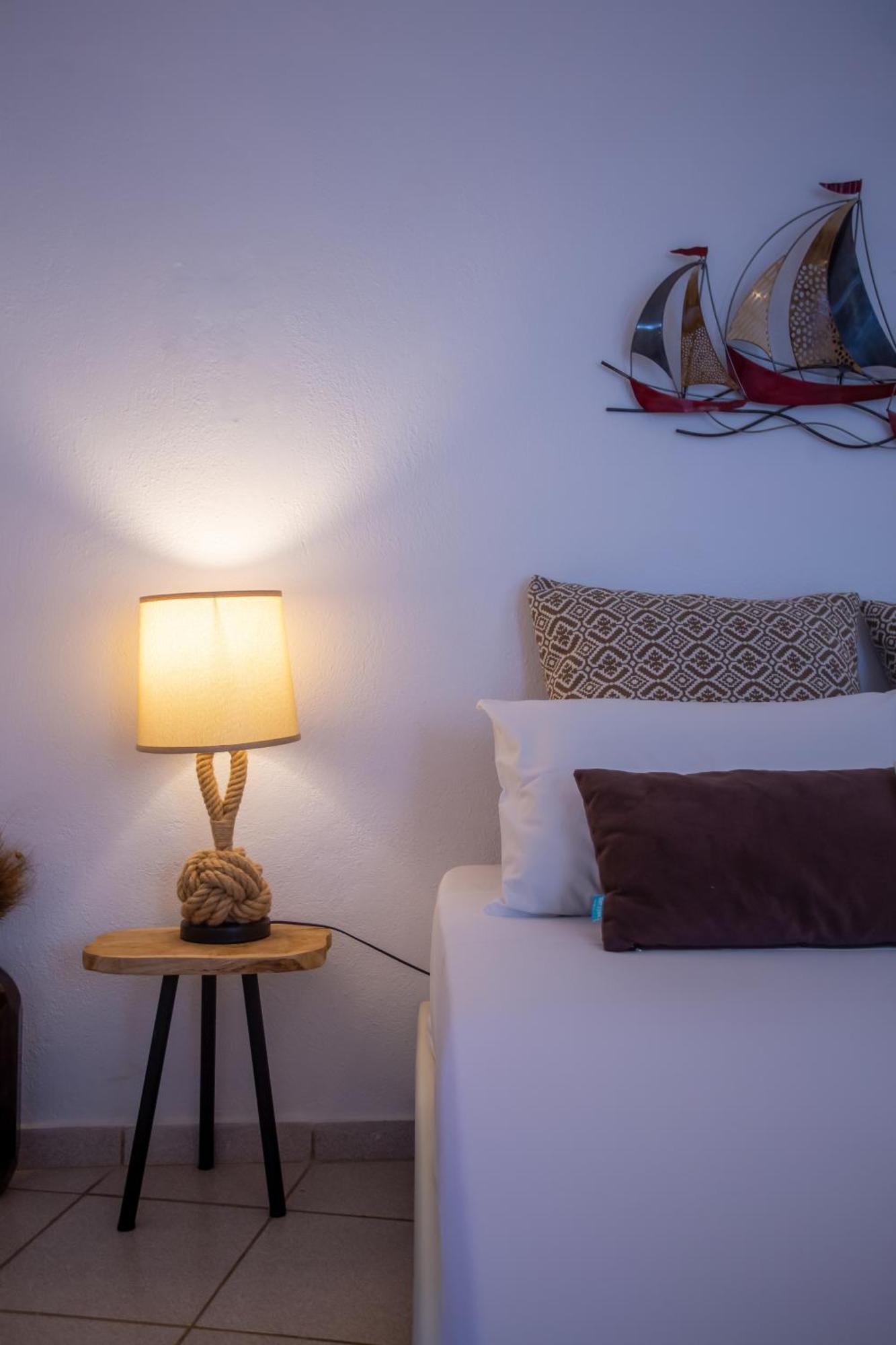 Sing And Blossom Accommodation Mykonos Town Exterior photo