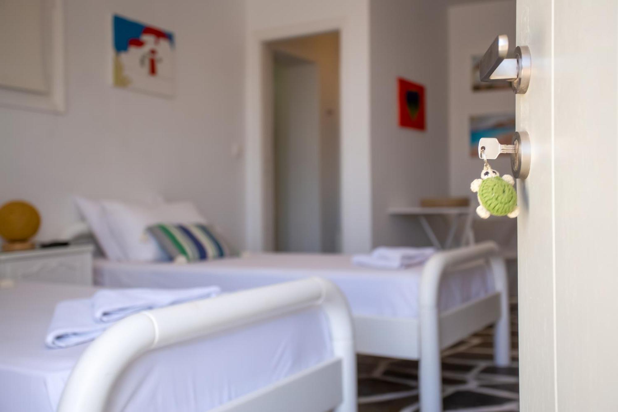 Sing And Blossom Accommodation Mykonos Town Exterior photo